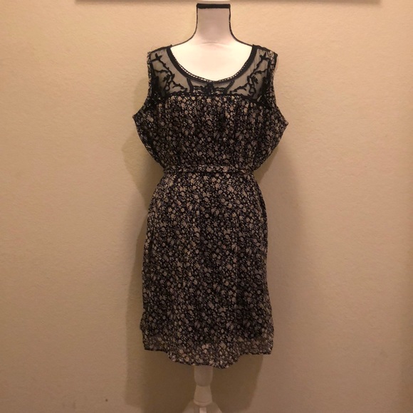 Tops - Floral and Lace Tunic